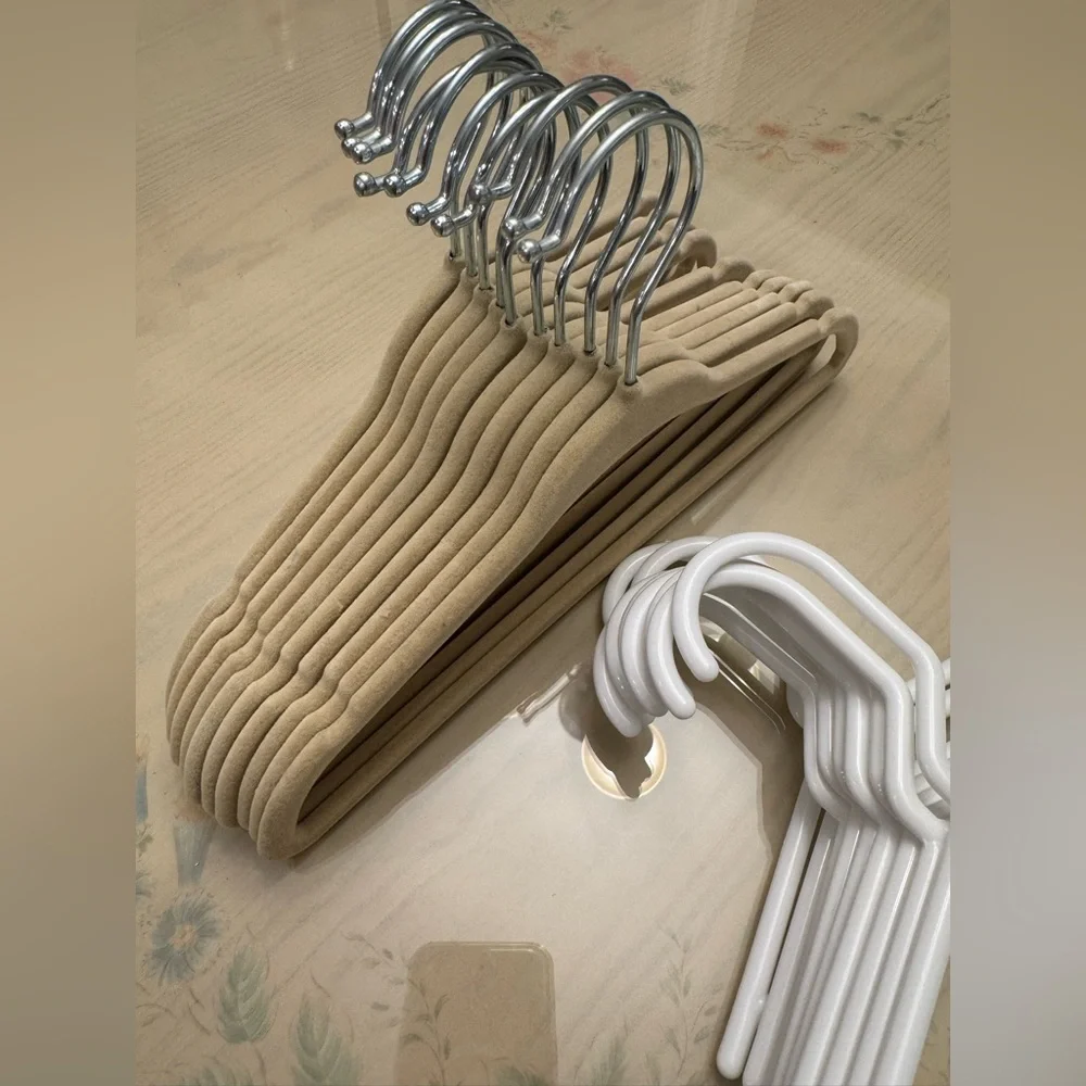 White and Tan Clothes Hangers Set